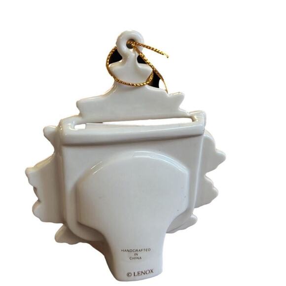 LENOX IVORY & GOLD CHRISTMAS TREE FRAME ORDERMENT NWOT‎ - Picture 2 of 5